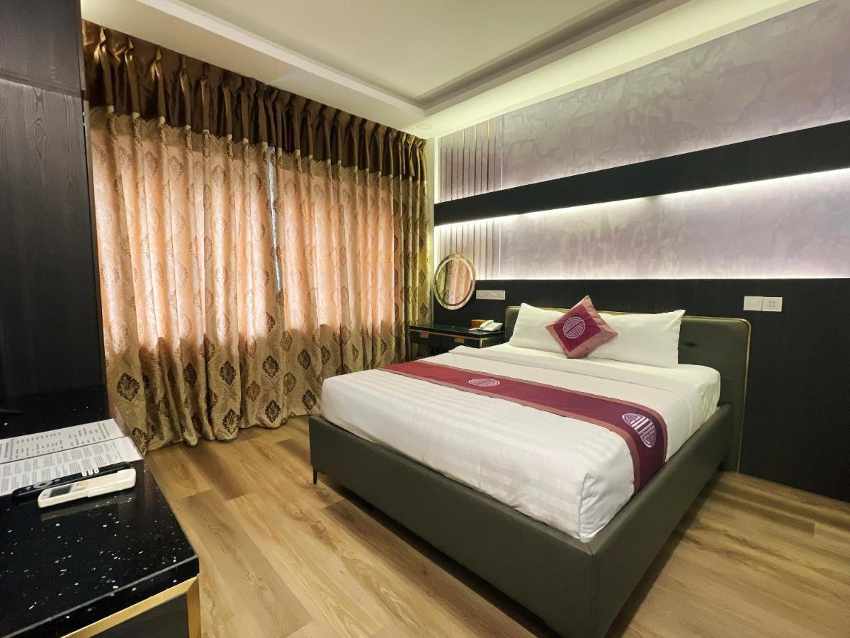 Indochine Ben Thanh Hotel & Apartments Ho Chi Minh City Bagian luar foto