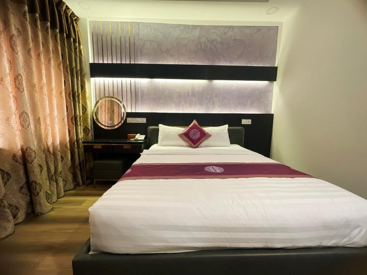 Indochine Ben Thanh Hotel & Apartments Ho Chi Minh City Bagian luar foto